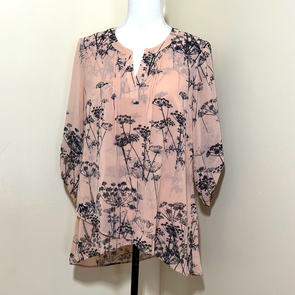 My Danielle || Woman’s Long sleeve , Black Floral ,Ruched detail Boho size S